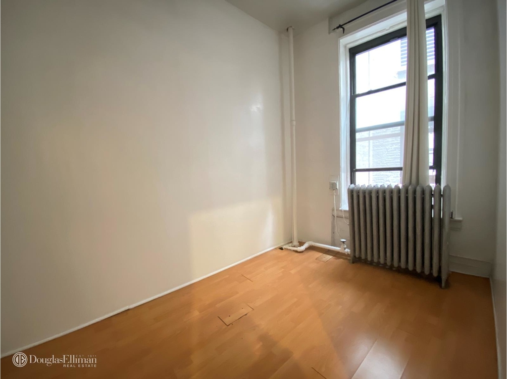 27 West 27th Street - Photo 3