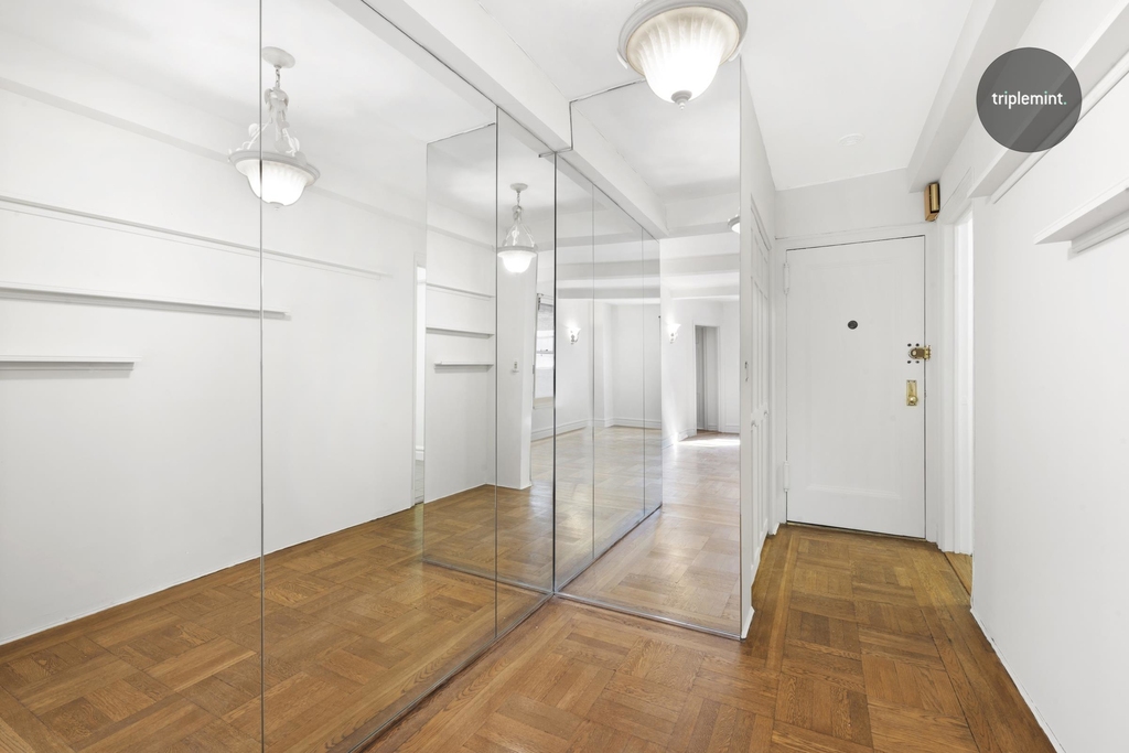 111 East 88th Street - Photo 4