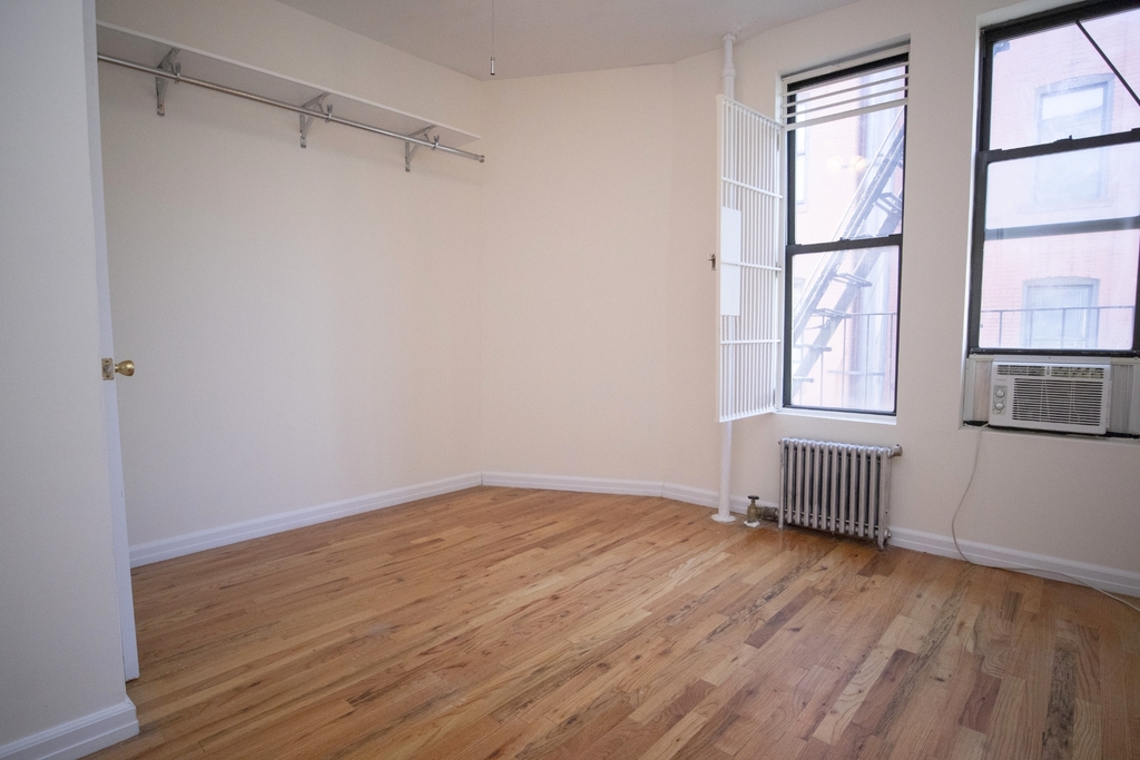 110 St Marks Place - Photo 4