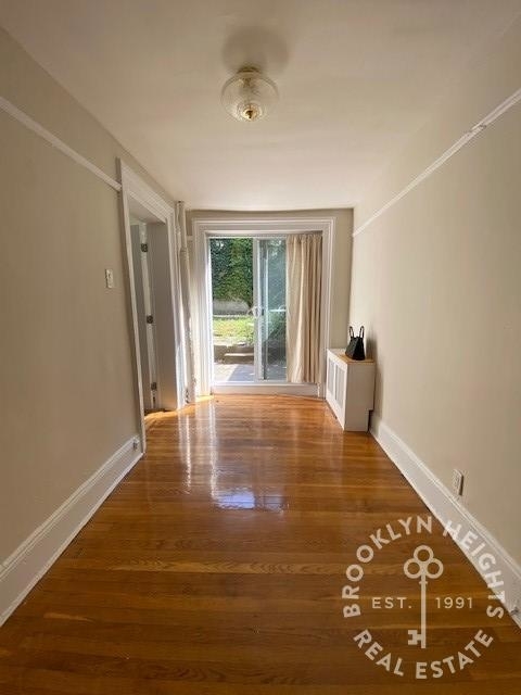 203 Clinton Street - Photo 6