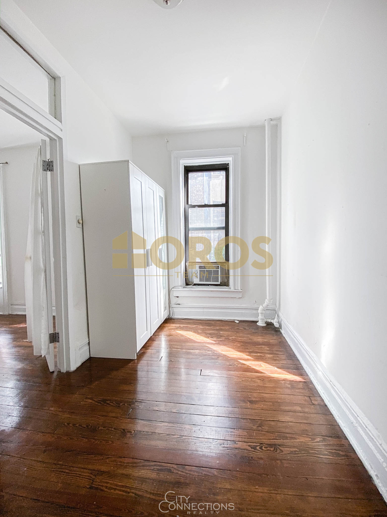 32 Grand St - Photo 8