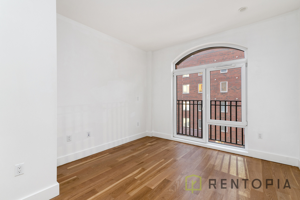 961 Willoughby Avenue, Brooklyn, NY 11221 - Photo 4