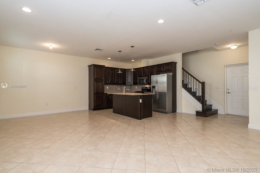 3330 Nw 125 Ln - Photo 6