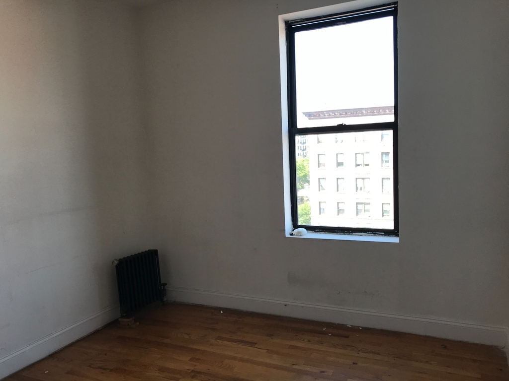 212 East 26th Street - Photo 8