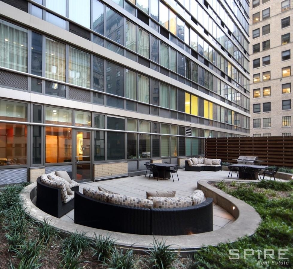 125 West 31st Street - Photo 4