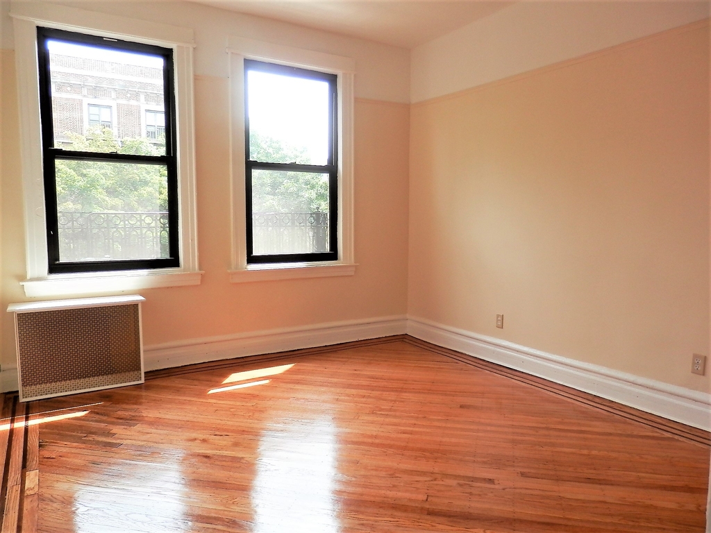 685 Ocean Avenue - Photo 1