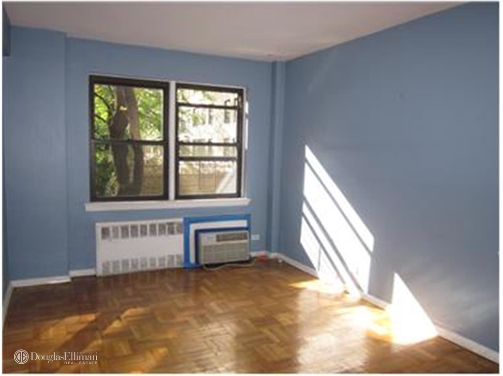 20 Beekman Pl - Photo 1