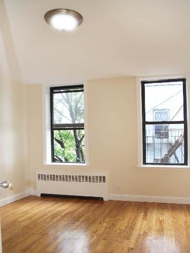 278 East 10th Street - Photo 1