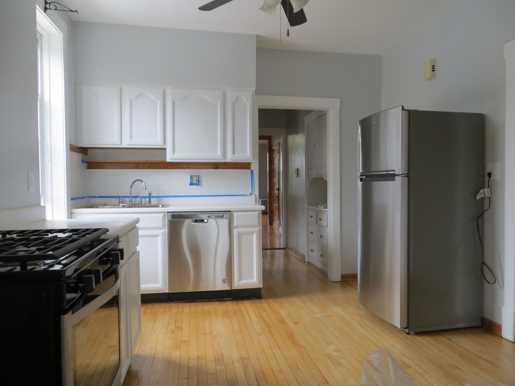 2210 West Wilson Avenue - Photo 4