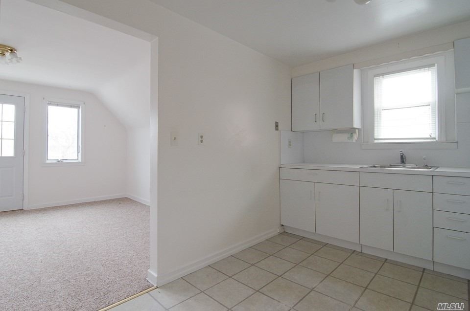 322 E Penn Street - Photo 11