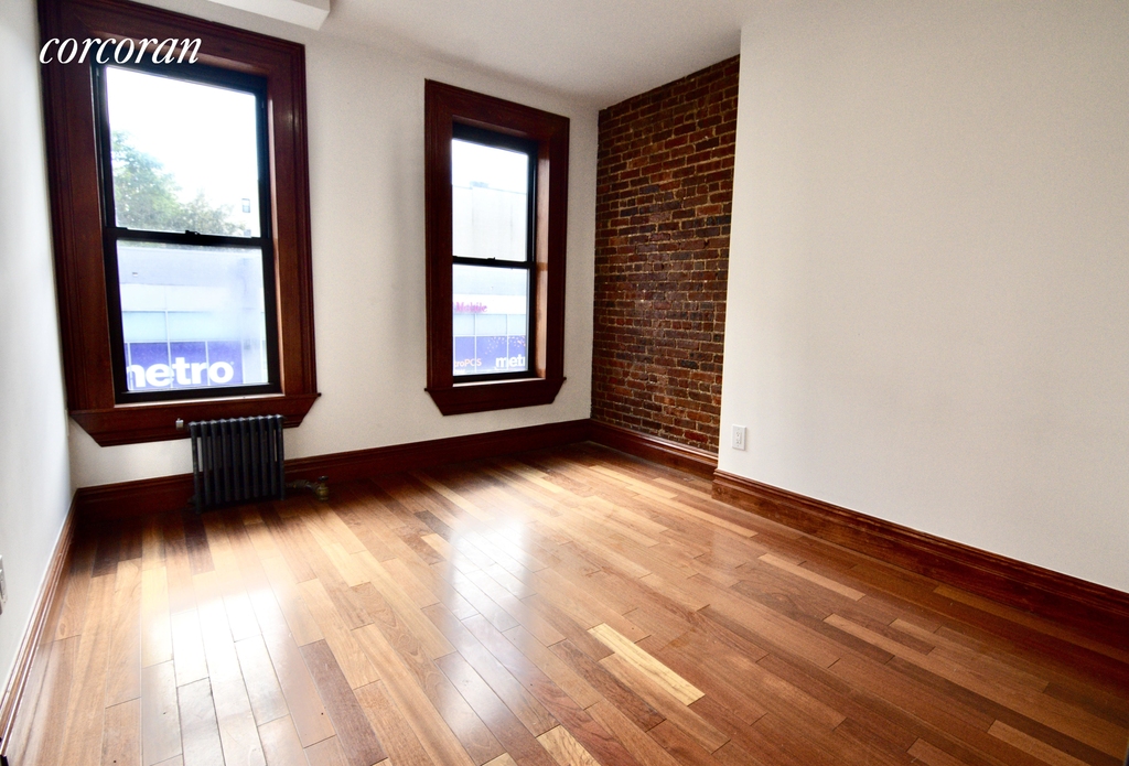 1864 Lexington Avenue - Photo 4