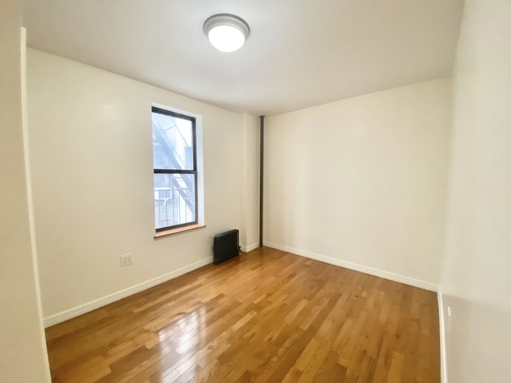 610 West 150th Street - Photo 5