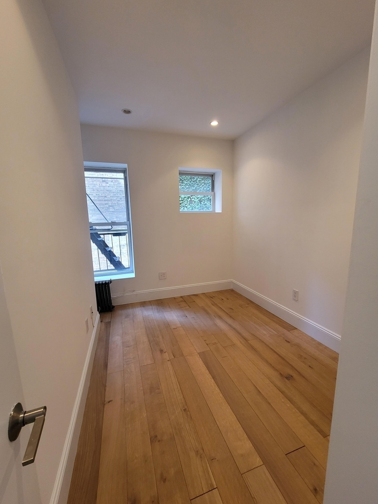 342 East 85th Street - Photo 3