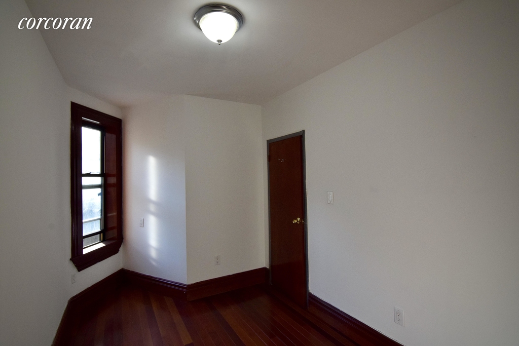 1259 Park Avenue - Photo 6