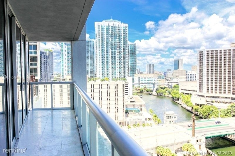 475 Brickell Ave - Photo 14