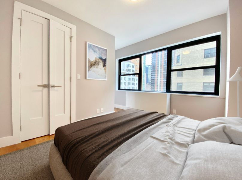 301 East 47th Street - Photo 4