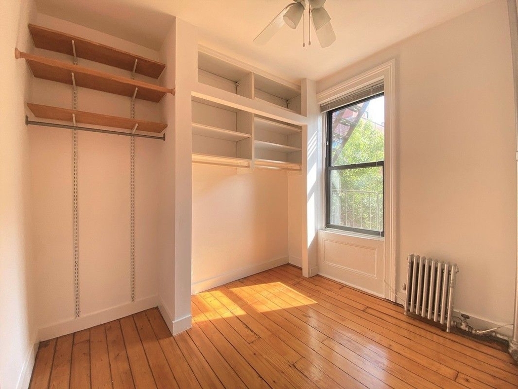 247 East 10th Street - Photo 2