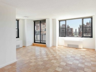 SPACIOUS STUDIO IN MURRAY HILL *NO FEE* **POOL! GYM! ROOFTOP* - Photo 0