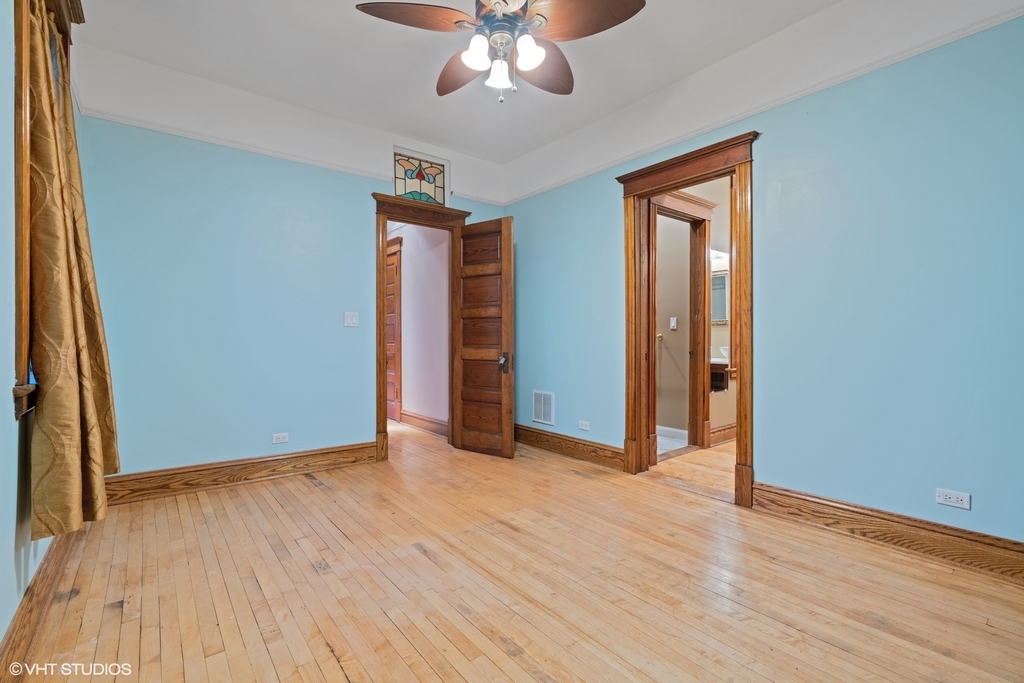 2927 North Kedzie Avenue - Photo 15