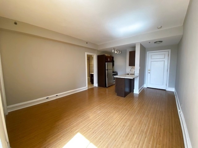 415 West Belmont Avenue - Photo 2