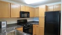 350 G Street Sw - Photo 1