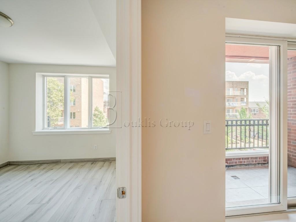 38th 30-71 38th Street - Photo 2