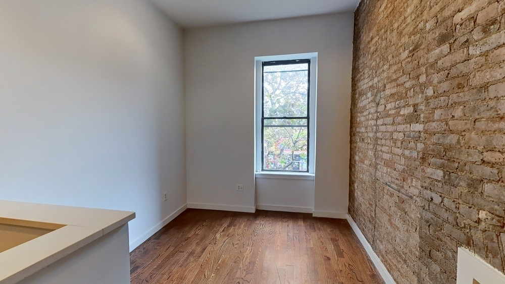 1020 Bedford Avenue - Photo 3