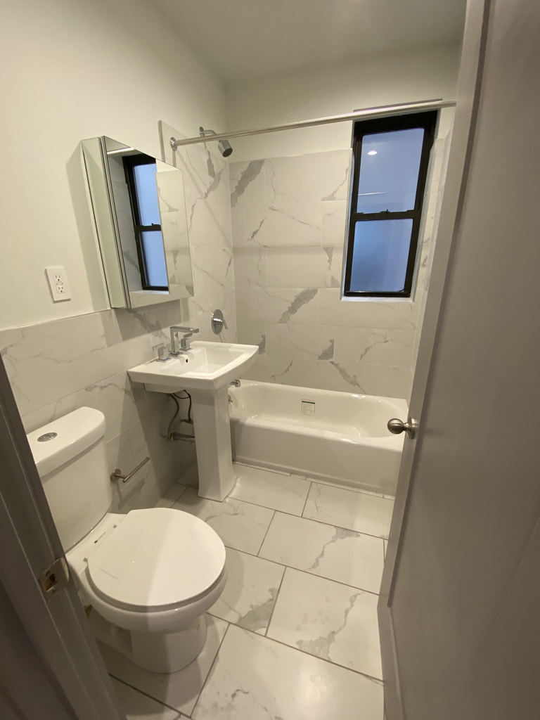 600 West 189th Street - Photo 4