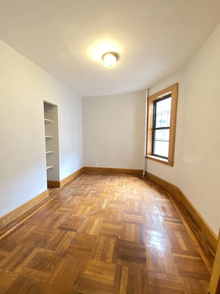 516 Eastern Parkway - Photo 1