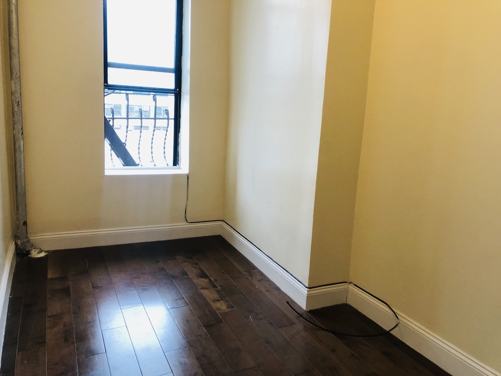 524 East 119th Street - Photo 6