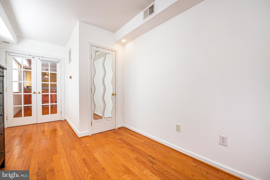 1125 12th Street Nw - Photo 12