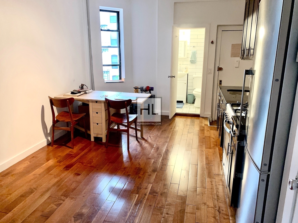 272 West 115 Street - Photo 3