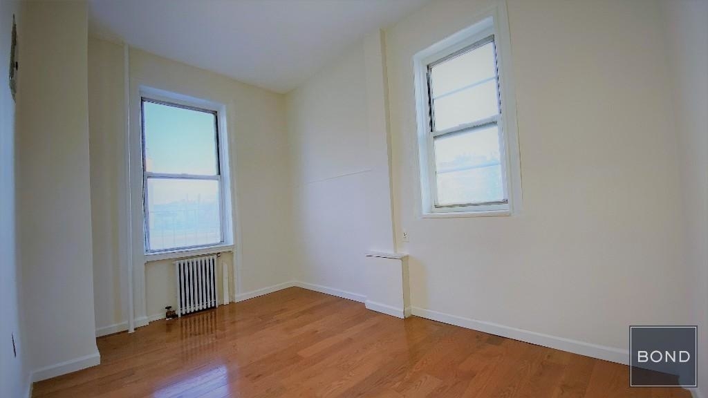 14-34 Astoria Boulevard ZIP 11102 - Photo 2