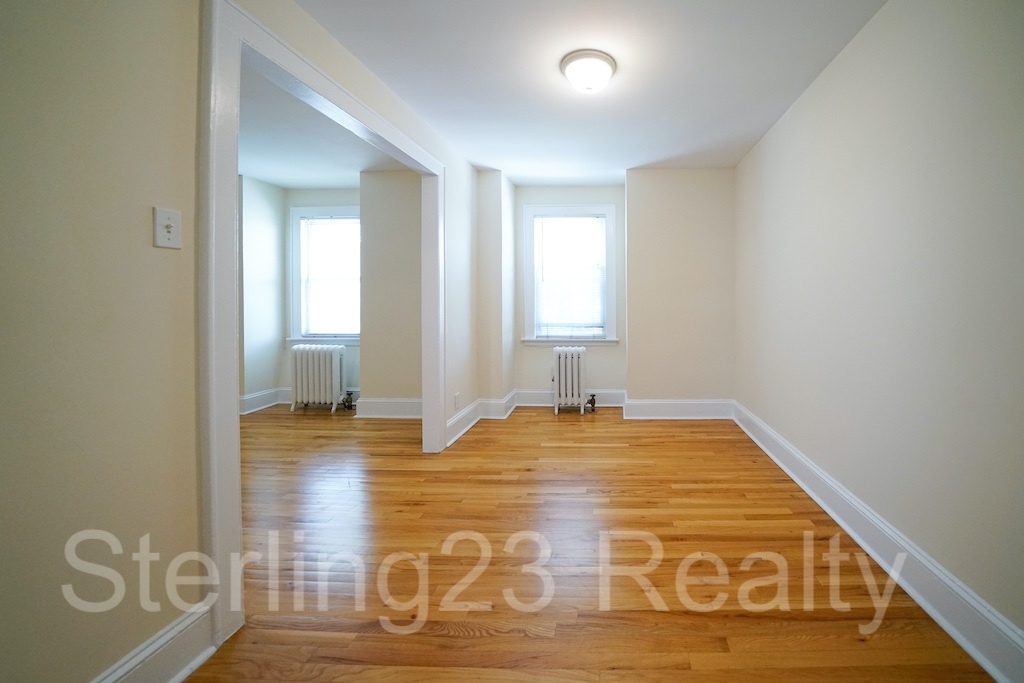 21-58 28th Street - Photo 4