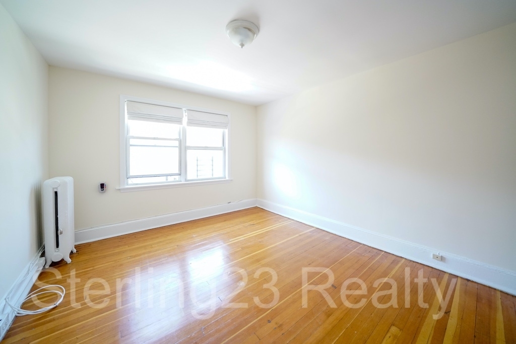 21-58 28th Street - Photo 7