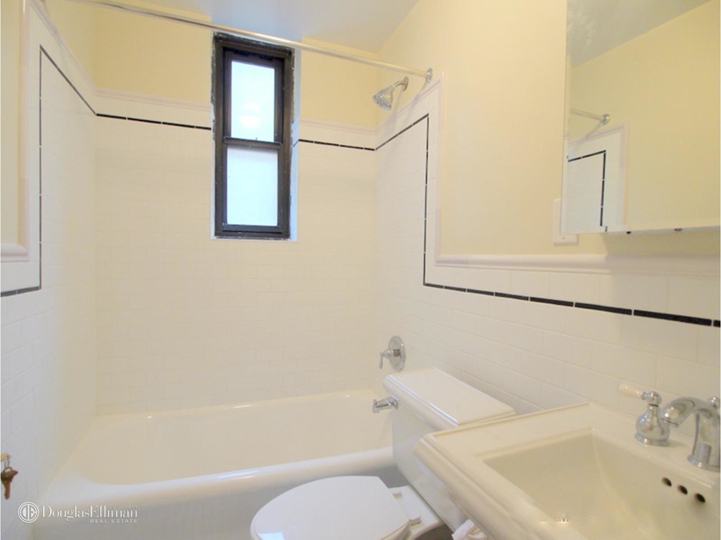 166 Second Avenue - Photo 7