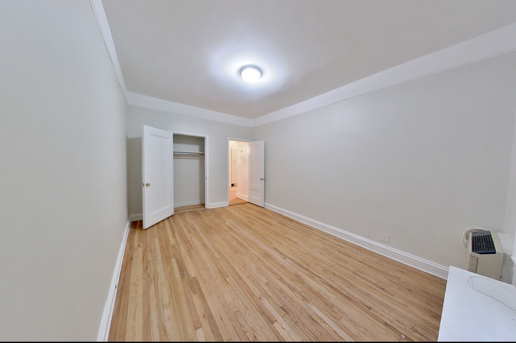 118 East 19th Street - Photo 6