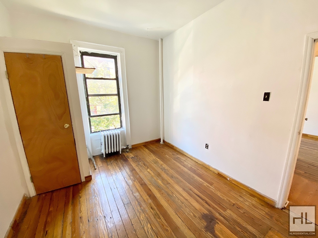 133 Franklin Street - Photo 12