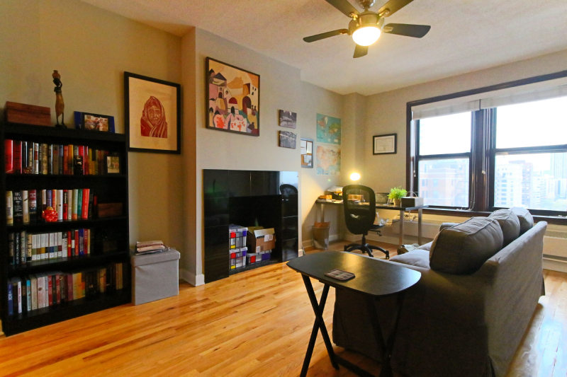 426 West Belmont Avenue - Photo 1