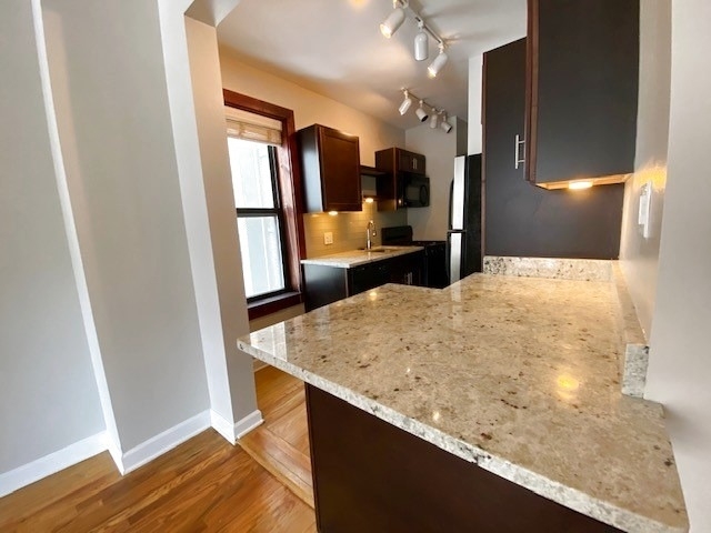 426 West Belmont Avenue - Photo 9