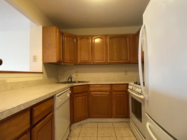 673 Bergen Street - Photo 8