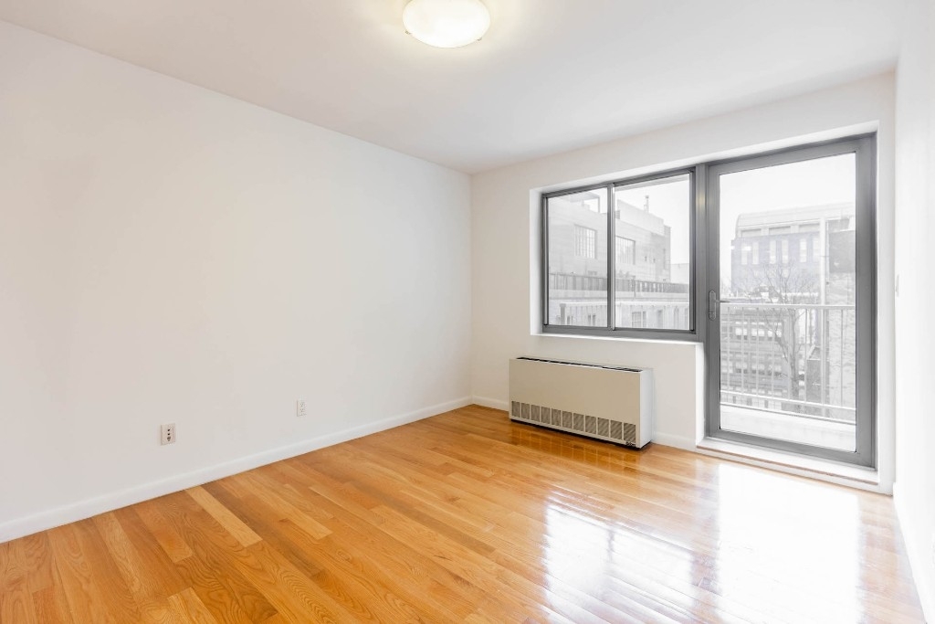 159 Bleecker Street - Photo 6