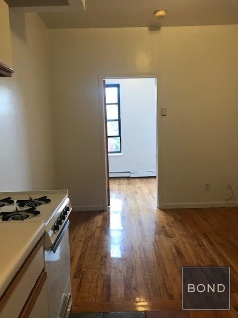 153 Avenue C - Photo 2