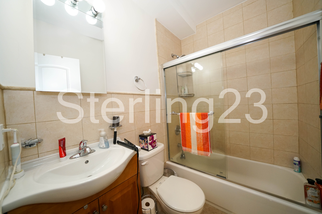 31-56 37th Street - Photo 6