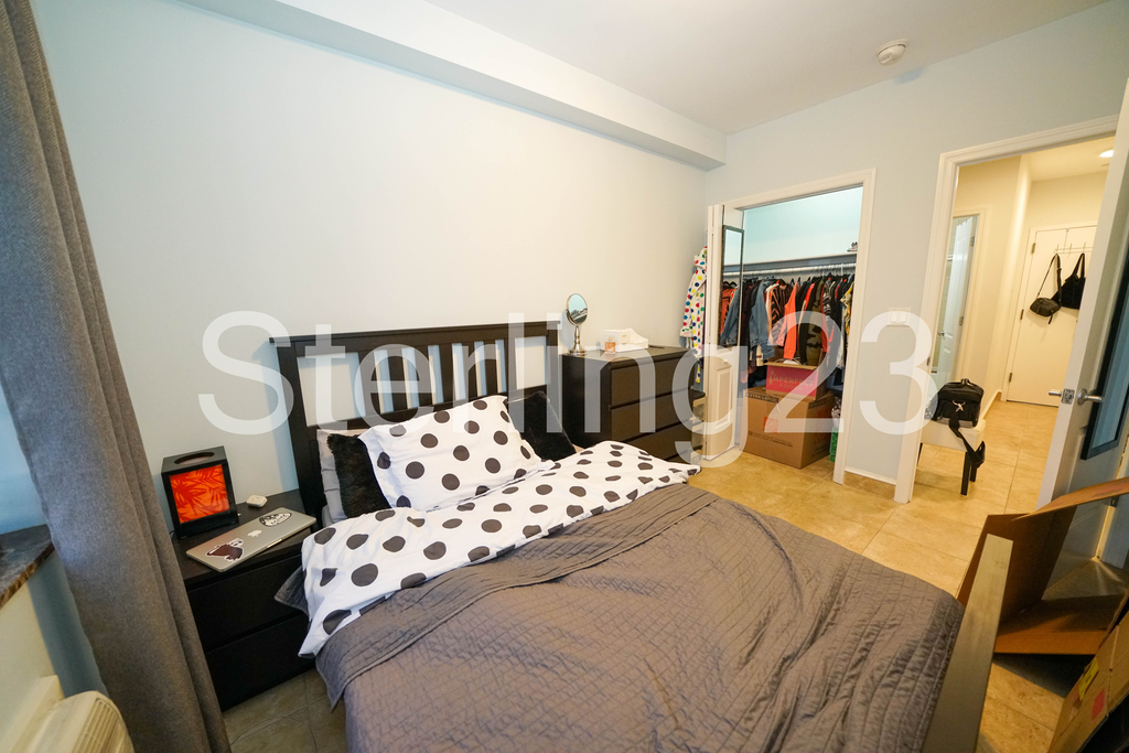 31-56 37th Street - Photo 4