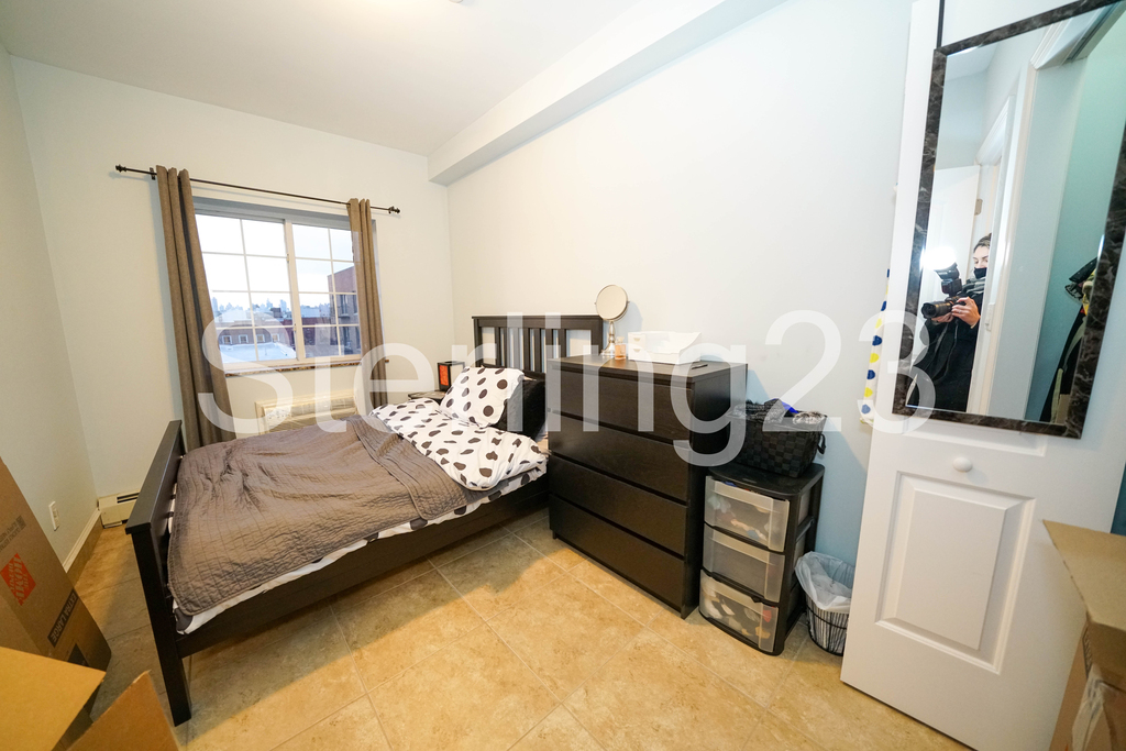 31-56 37th Street - Photo 10