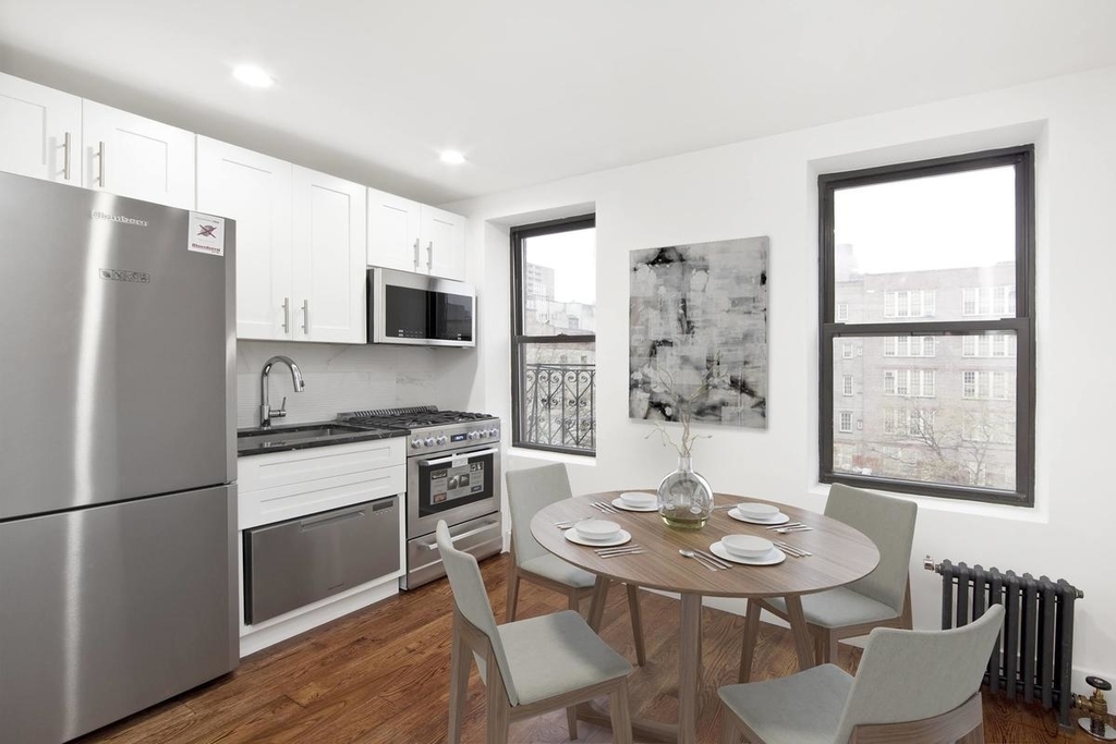 331 East 5th Street - Photo 1