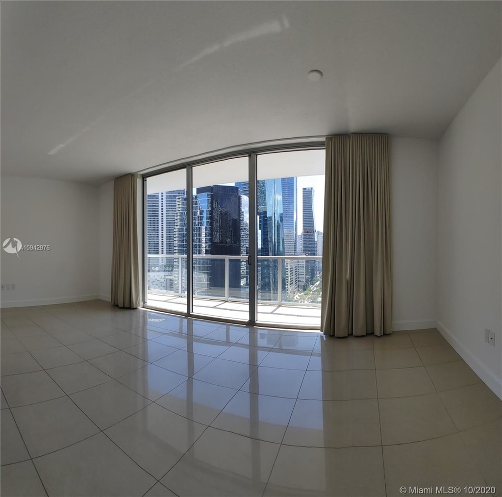 1060 Brickell Ave - Photo 6