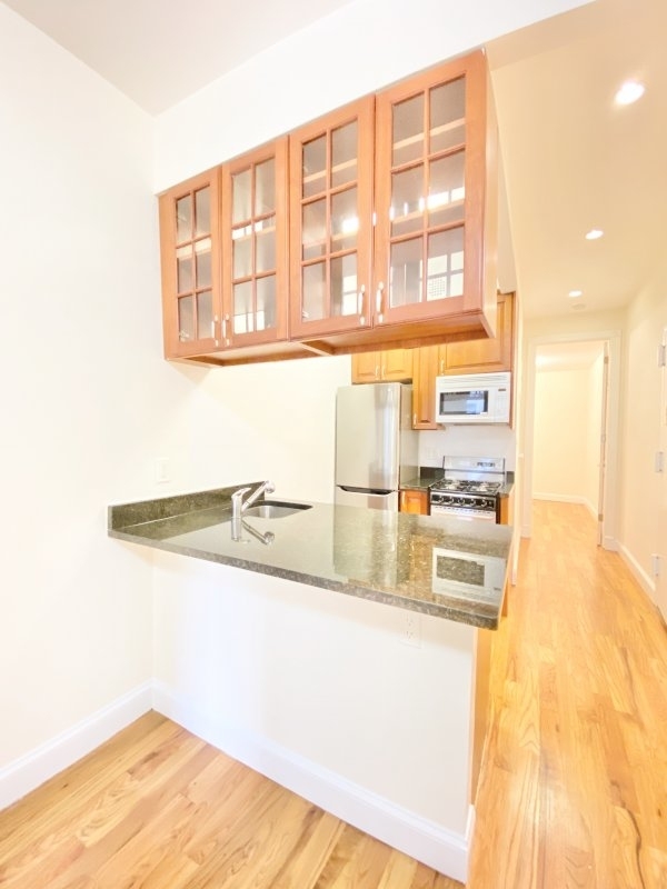 360 W 119th St - Photo 2