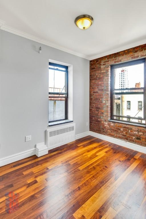 1590 Lexington Avenue - Photo 4